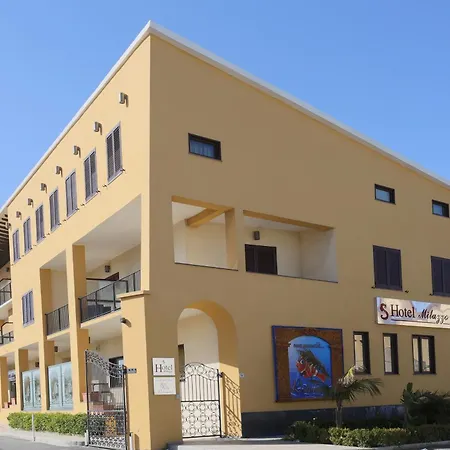Hotell Hotel Milazzo 4*