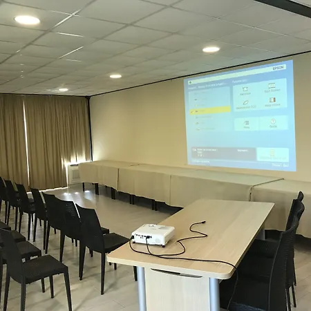 Hotel Milazzo מלון מילאצו