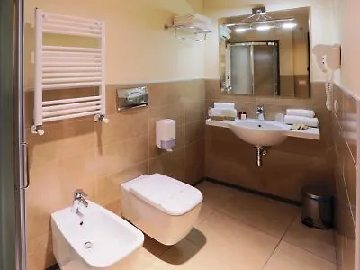 Hotel Milazzo מלון