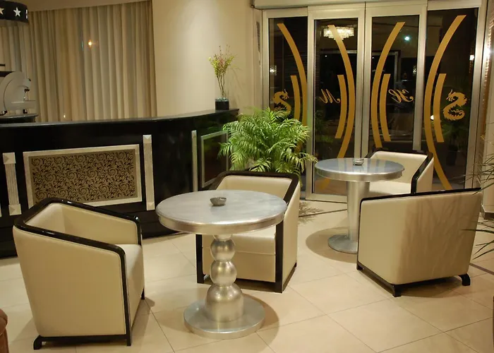 מלון Hotel Milazzo מילאצו