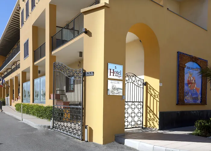 Hotel Milazzo מלון