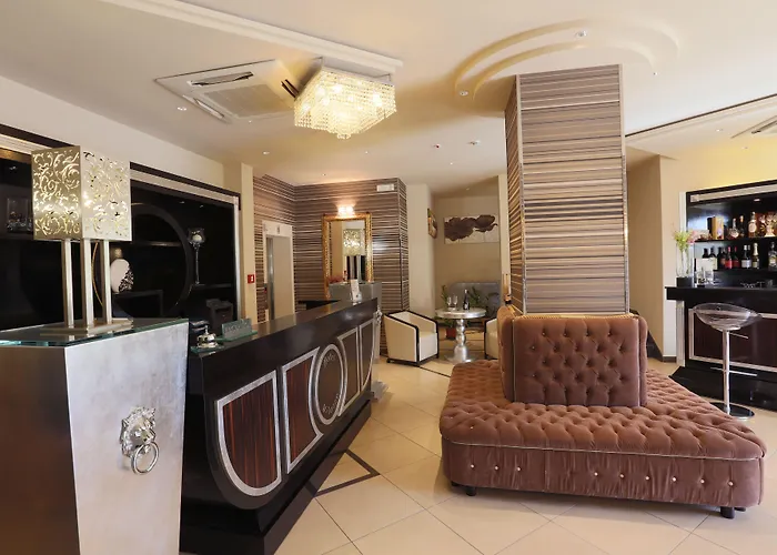 מלון Hotel Milazzo