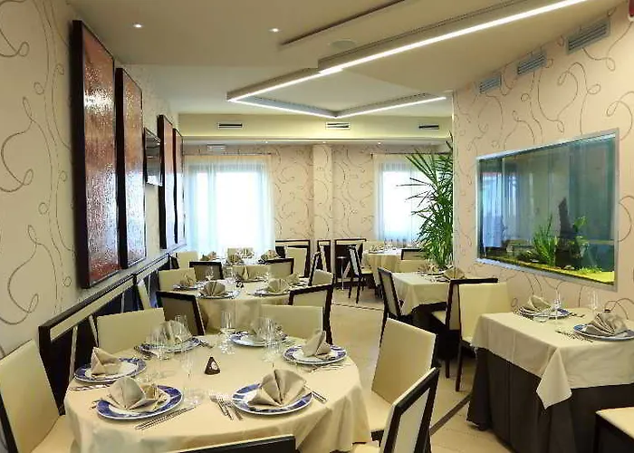 Hotel Milazzo מלון 4*