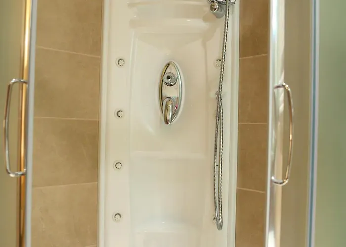 מלון Hotel Milazzo 4*